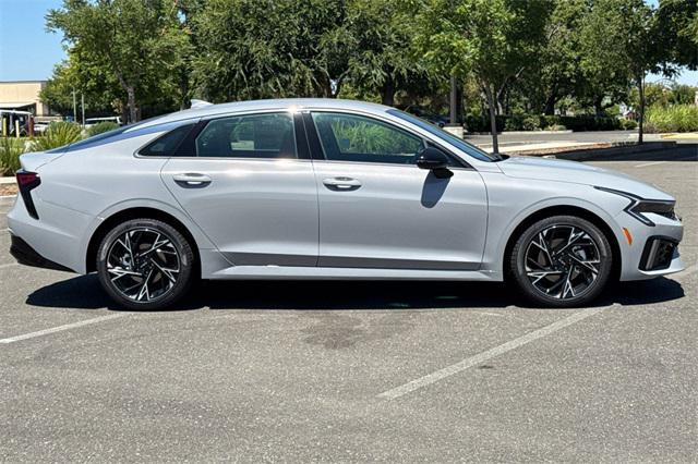 Photo of 2026 C7s Wk Kia K5