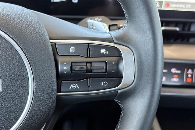 Photo of 2025 Fusion Black Kia Sportage Hybrid