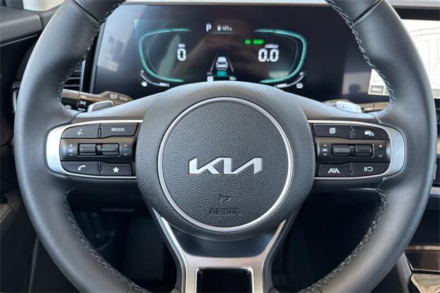 Photo of 2025 Fusion Black Kia Sportage Hybrid