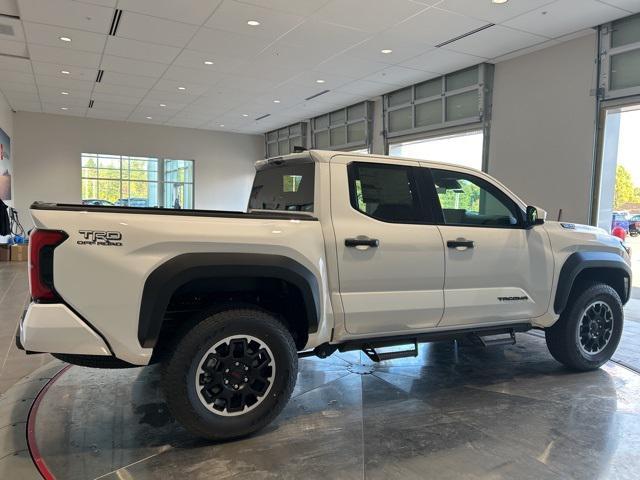 Photo of 2025 Ice Cap Toyota Tacoma