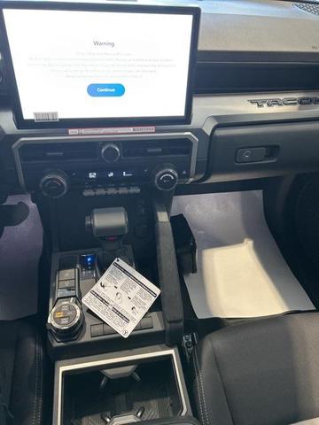 Photo of 2025 Ice Cap Toyota Tacoma
