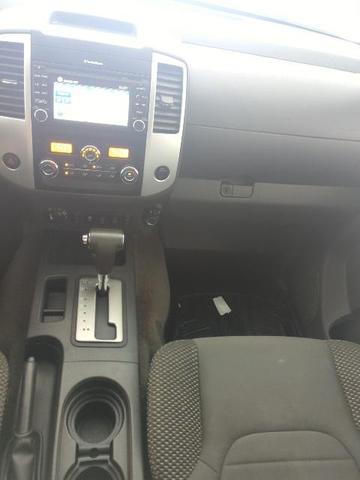 Photo of 2017 Magnetic Black Nissan Frontier