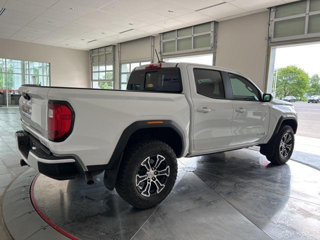 Photo of 2024 Summit White GMC Canyon