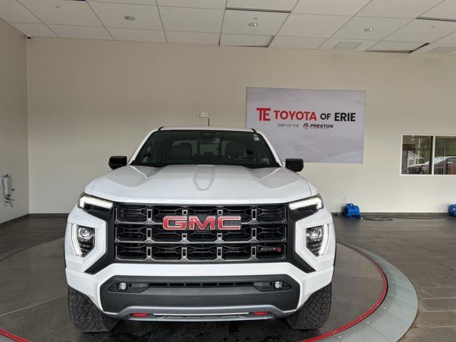 Photo of 2024 Summit White GMC Canyon