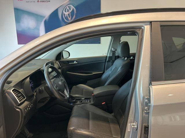 Photo of 2020 Stellar Silver Hyundai TUCSON