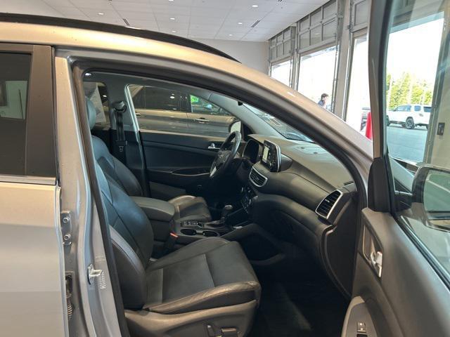 Photo of 2020 Stellar Silver Hyundai TUCSON