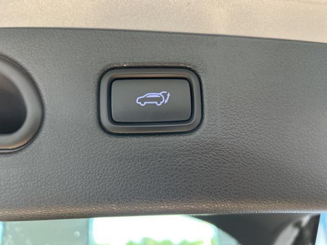 Photo of 2020 Stellar Silver Hyundai TUCSON