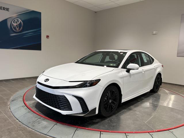 Photo of 2025 Ice Cap Toyota Camry