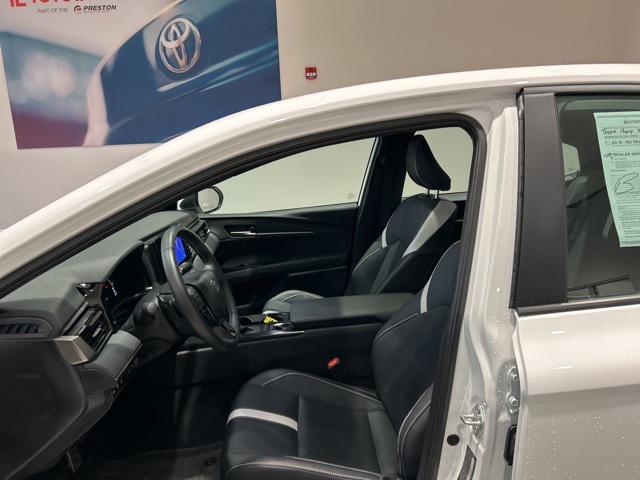 Photo of 2025 Ice Cap Toyota Camry