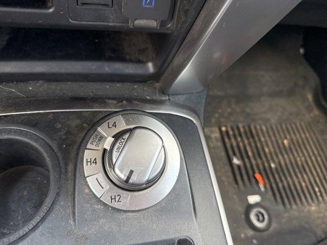 Photo of 2022 White Toyota 4Runner