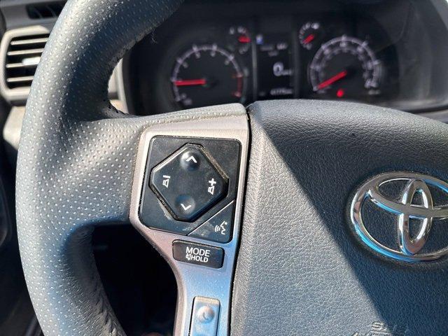 Photo of 2022 White Toyota 4Runner