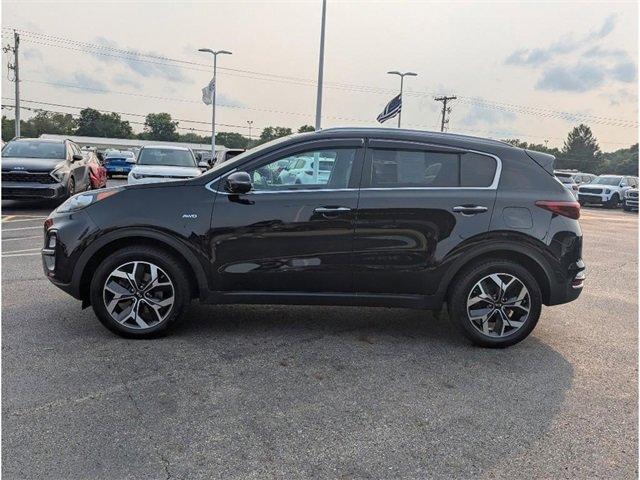 Photo of 2021 Black Cherry Kia Sportage