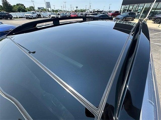 Photo of 2025 Everlasting Silver Kia Sorento