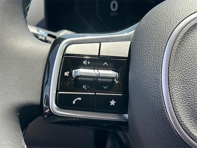 Photo of 2025 Everlasting Silver Kia Sorento