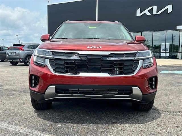 Photo of 2026 Mars Orange Kia Seltos