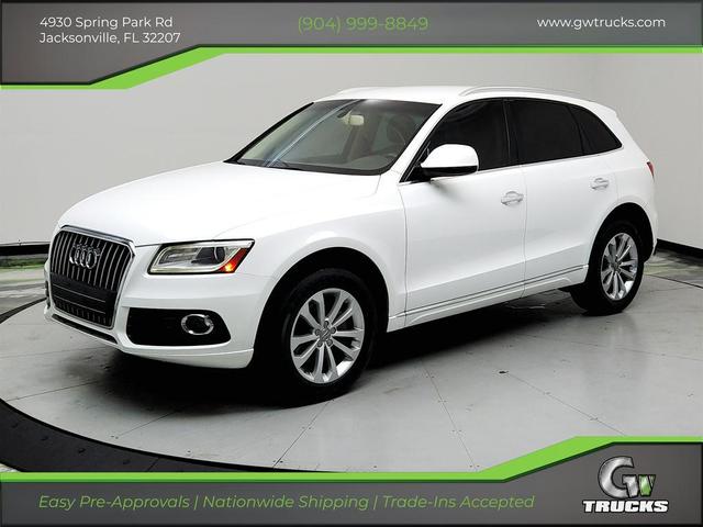 Photo of 2015 White Audi Q5