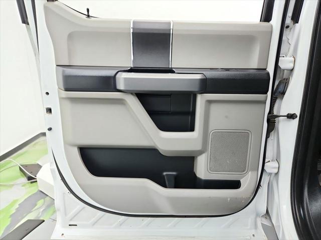 Photo of 2016 White Ford F-150