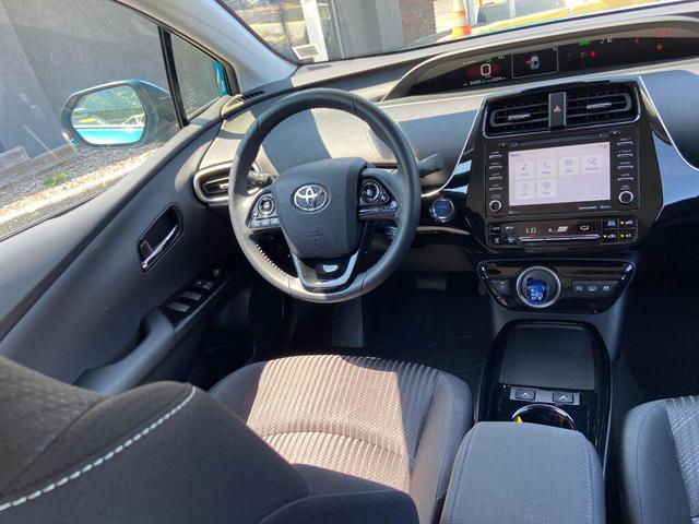 Photo of 2022 Blue Magnetism Toyota Prius Prime