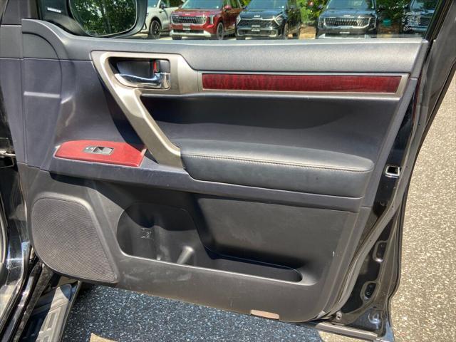 Photo of 2019 Black Lexus GX 460