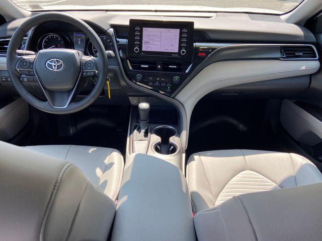 Photo of 2021 Super White Toyota Camry