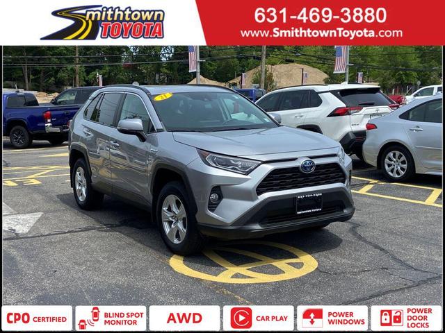 Photo of 2021 Silver Sky Metallic Toyota RAV4 Hybrid