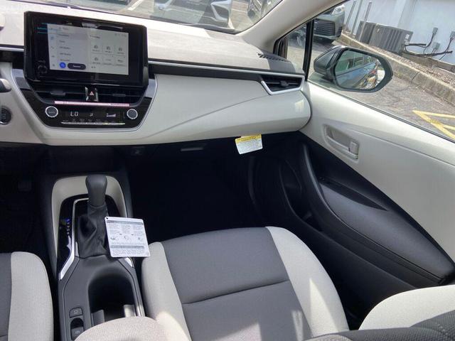 Photo of 2025 Black Toyota Corolla