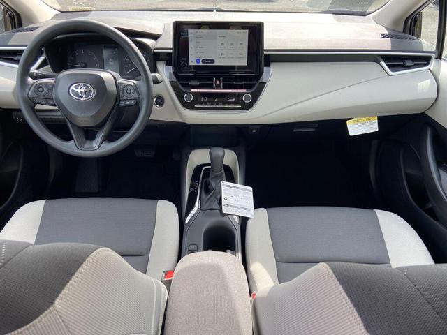 Photo of 2025 Black Toyota Corolla