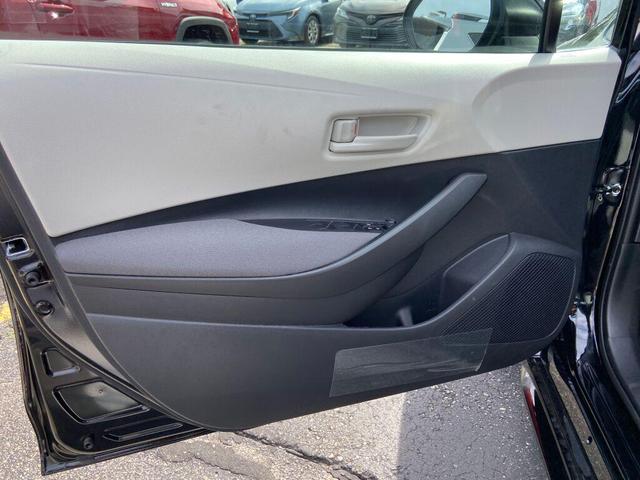 Photo of 2025 Black Toyota Corolla