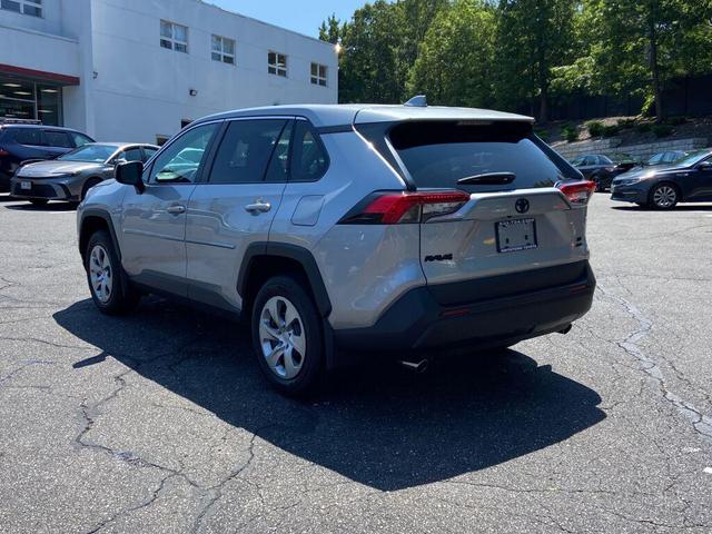 Photo of 2022 Silver Sky Metallic Toyota RAV4