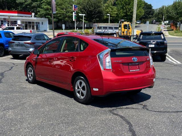 Photo of 2012 Red Toyota Prius