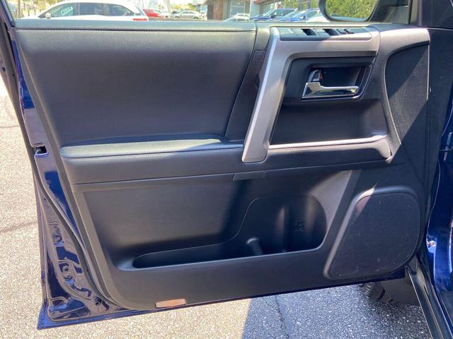 Photo of 2023 Blue Toyota 4Runner