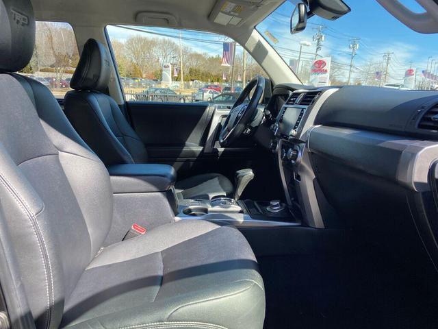 Photo of 2022 Midnight Black Metallic Toyota 4Runner