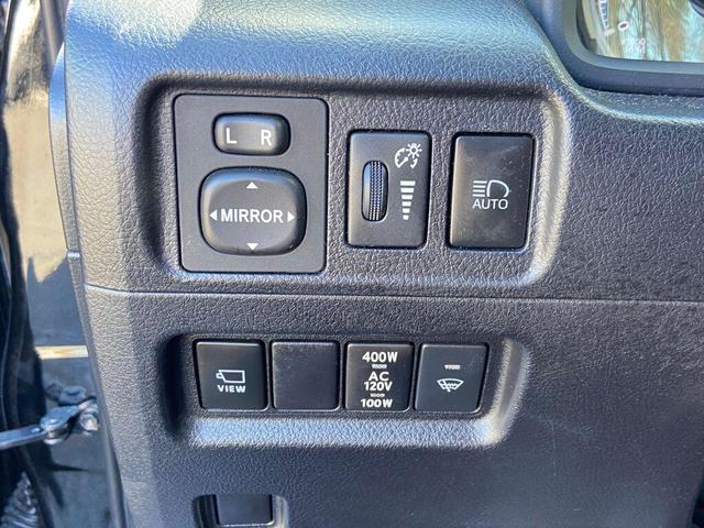Photo of 2022 Midnight Black Metallic Toyota 4Runner
