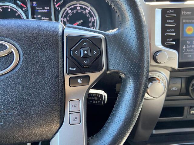 Photo of 2022 Midnight Black Metallic Toyota 4Runner
