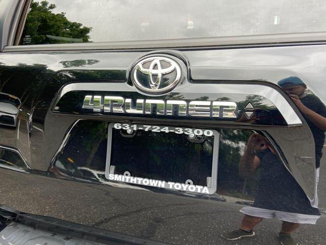 Photo of 2024 Midnight Black Metallic Toyota 4Runner