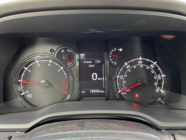 Photo of 2024 Midnight Black Metallic Toyota 4Runner