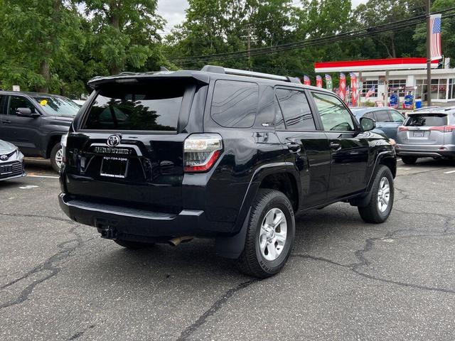 Photo of 2024 Midnight Black Metallic Toyota 4Runner