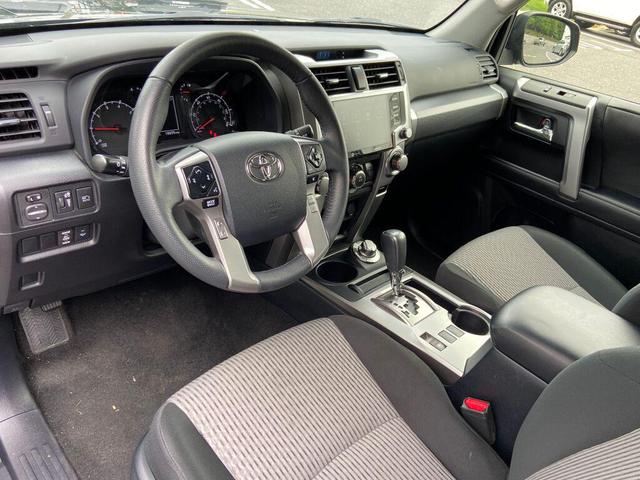 Photo of 2024 Midnight Black Metallic Toyota 4Runner