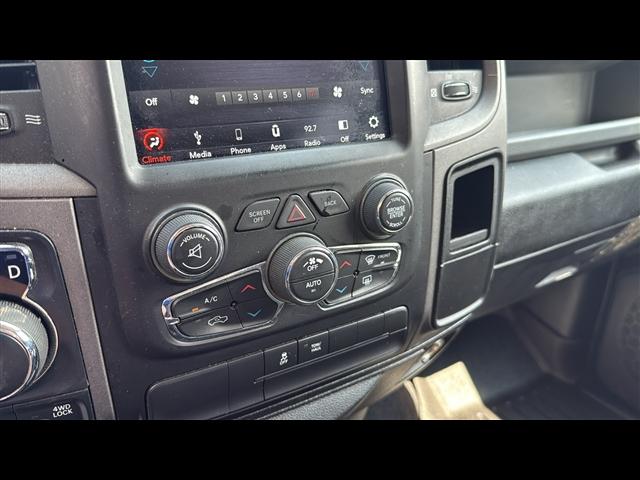 Photo of 2019 Yellow RAM 1500