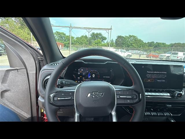 Photo of 2025 Radiant Red Tintcoat Chevrolet Colorado