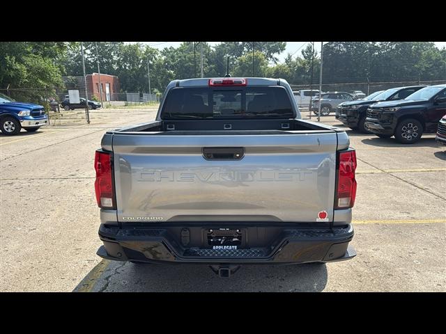 Photo of 2025 Gray Chevrolet Colorado