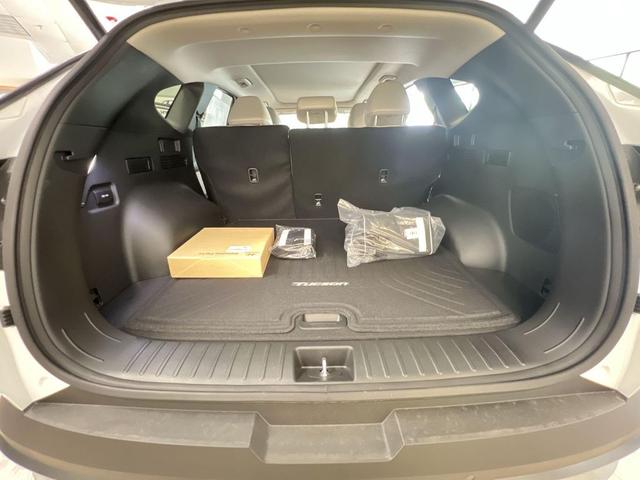 Photo of 2025 Creamy White Pearl Hyundai TUCSON Plug-In Hybrid