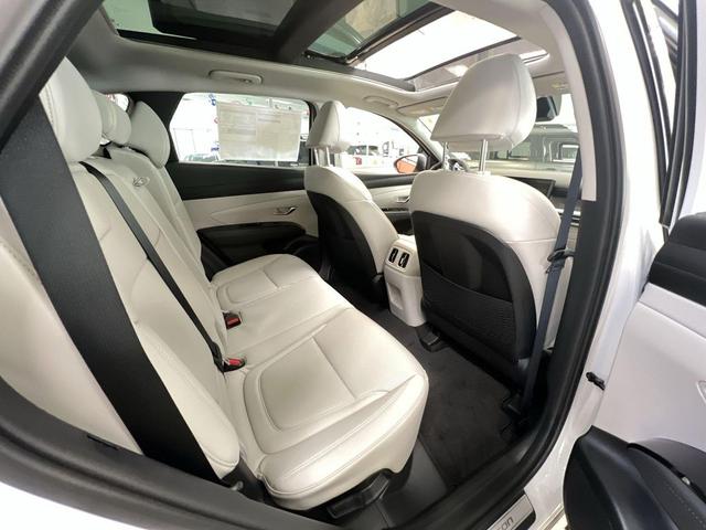 Photo of 2025 Creamy White Pearl Hyundai TUCSON Plug-In Hybrid