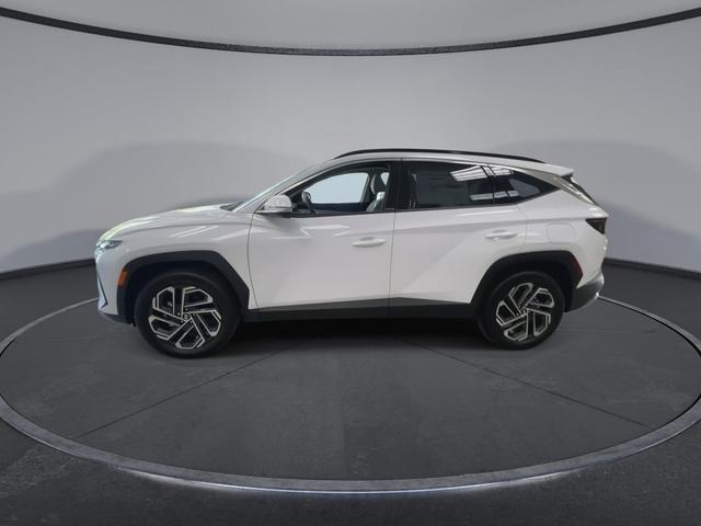Photo of 2025 Creamy White Pearl Hyundai TUCSON Plug-In Hybrid