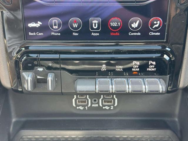 Photo of 2020 Billet Silver Metallic RAM 1500