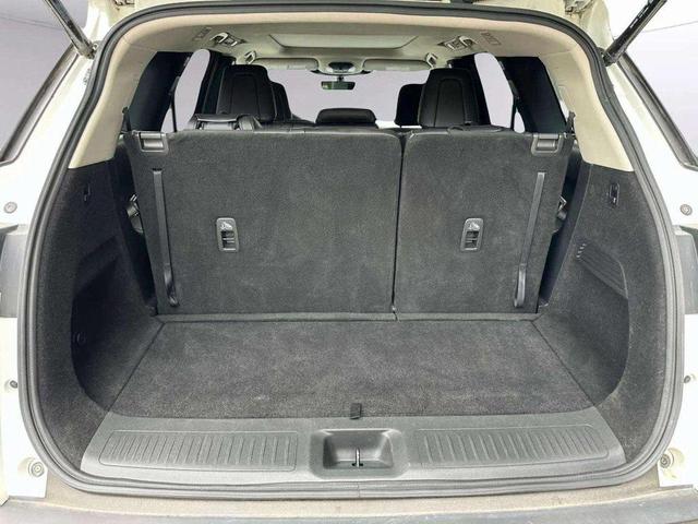 Photo of 2024 Majestic White INFINITI QX60