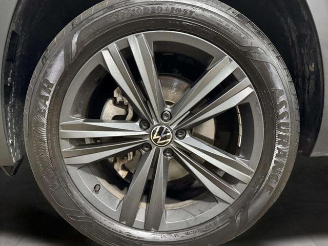 Photo of 2021 Tourmaline Blue Metallic Volkswagen Atlas