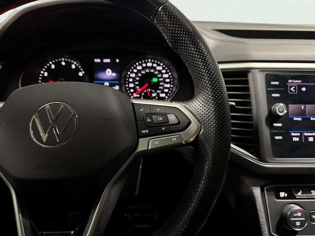 Photo of 2021 Tourmaline Blue Metallic Volkswagen Atlas