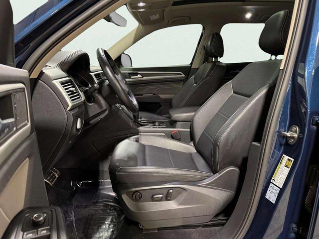 Photo of 2021 Tourmaline Blue Metallic Volkswagen Atlas
