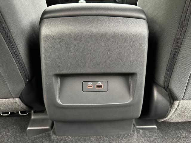 Photo of 2025 Super Black Nissan Frontier